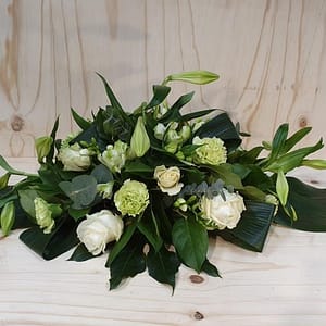 Begrafenis tafelstuk witte lelies